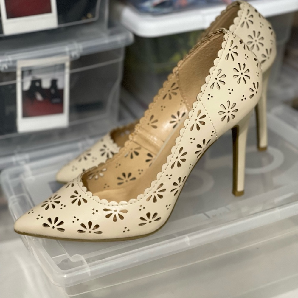LC Lauren Conrad Shoes